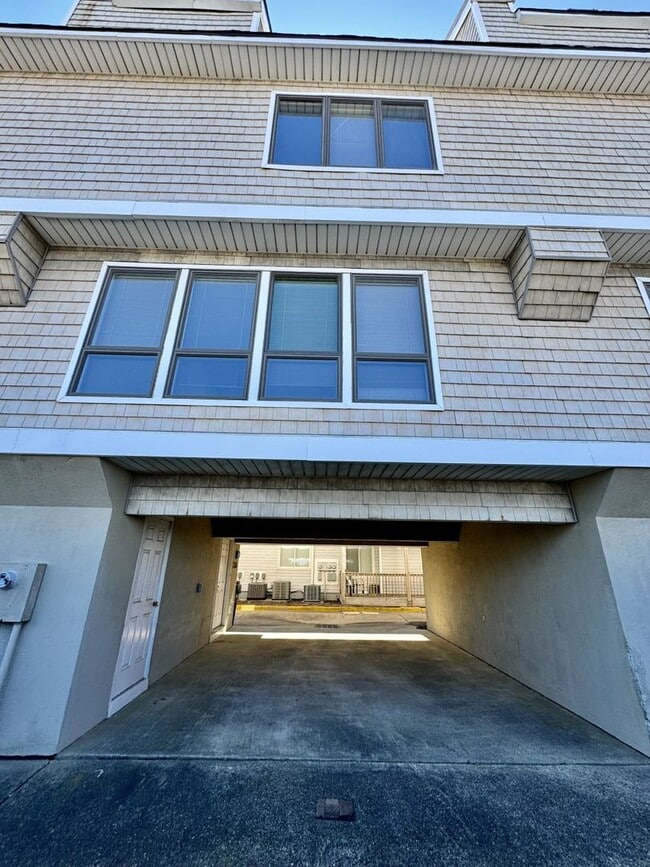 Building Photo - 2326 Starfish Rd