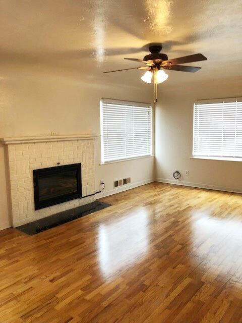Building Photo - 3 br, 2 bath House - 1122 Bonfoy St.