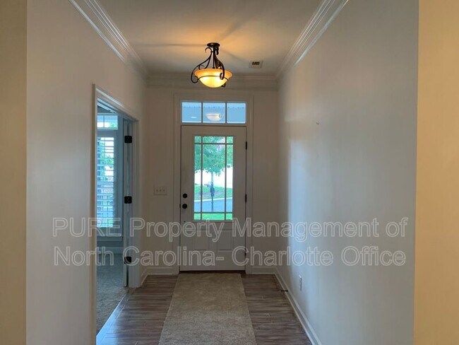 Building Photo - 1289 Winged Foot Dr