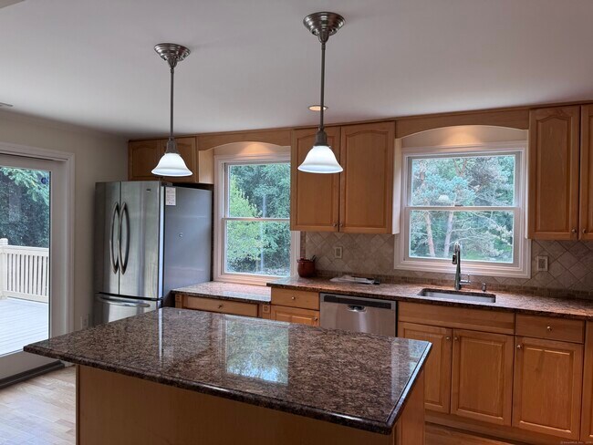 Foto del edificio - 18 Hales Rd