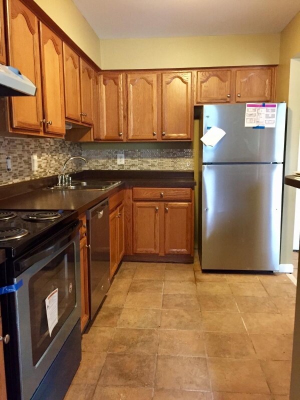 Foto principal - 30445 W 14 Mile Rd