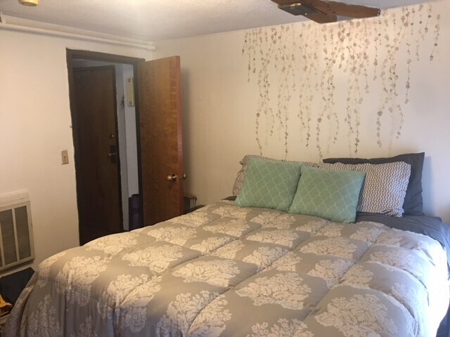 Building Photo - 8 Harris St