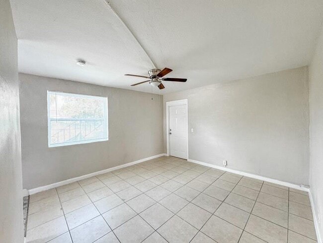 Foto del edificio - 1010 9th St