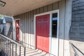 Building Photo - 2601 Marilee Ln