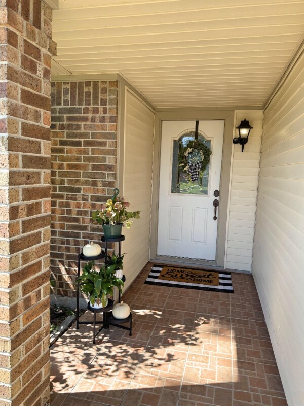 Building Photo - 11127 Fall Breeze Dr