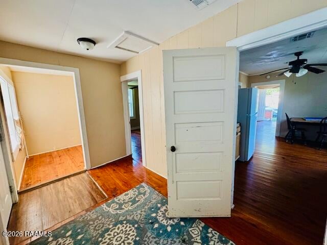 Building Photo - 330 N 10th St