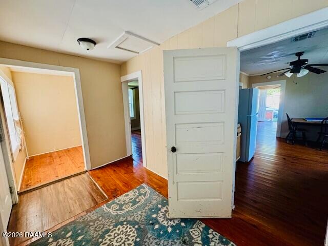 Foto del edificio - 330 N 10th St