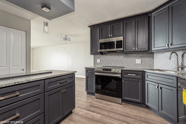 Foto del edificio - 6033 N Sheridan Rd