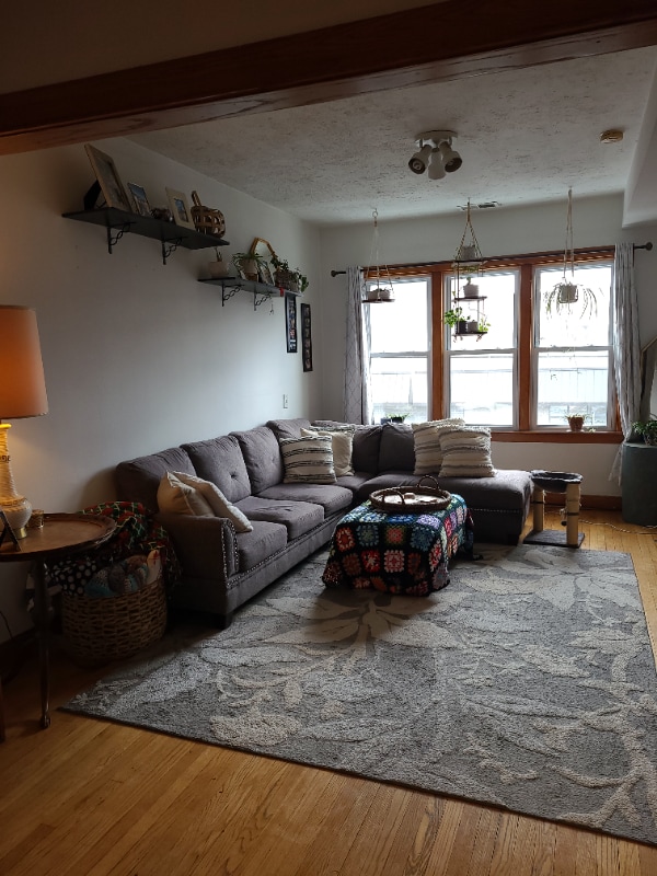 Photo - 2024 W Chicago Ave Apartment