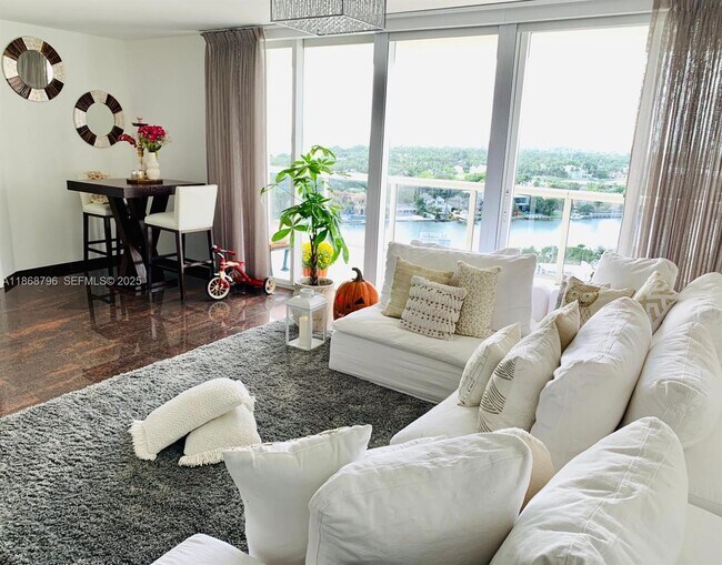 Building Photo - 6301 Collins Ave