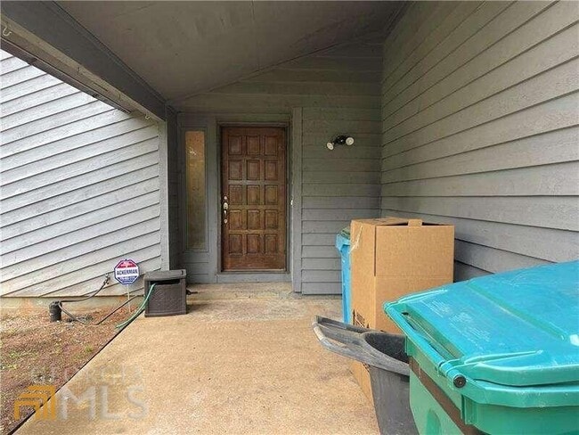 Building Photo - 4067 Sugar Mill Dr