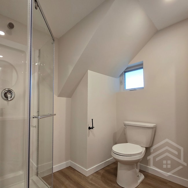 Building Photo - 2-Bedroom Cozy Living in Tillsonburg!!