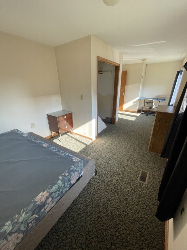 199 Agate St, Houghton, MI 49931 House Rental in Houghton, MI