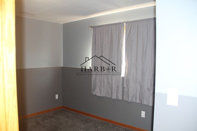 Building Photo - 4874 Opal Ln NW