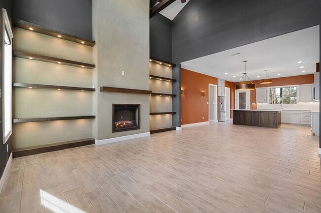 Foto del edificio - 405 Waggoner Ln