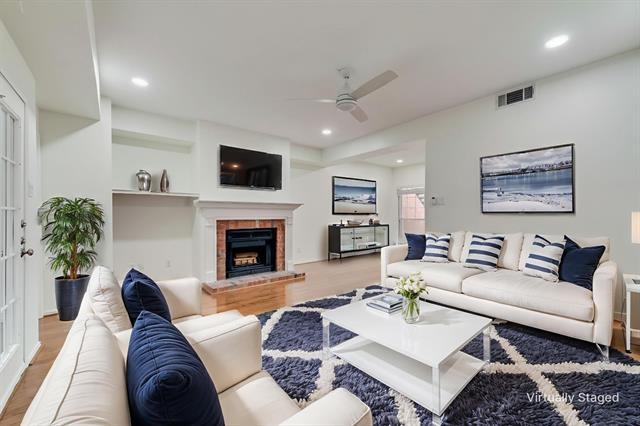 Foto del edificio - 12660 Hillcrest Rd