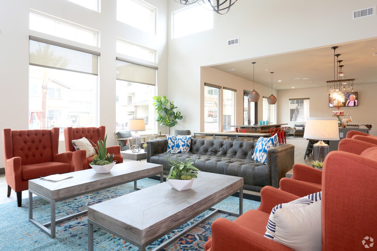 Lounge - Canyon Ridge at Napa Junction