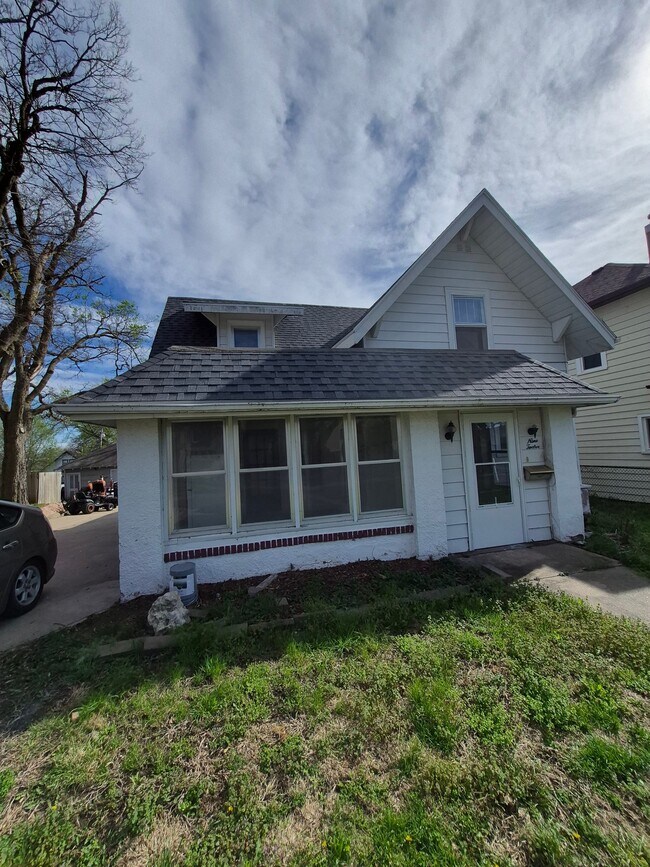 Foto del edificio - 912 8th St