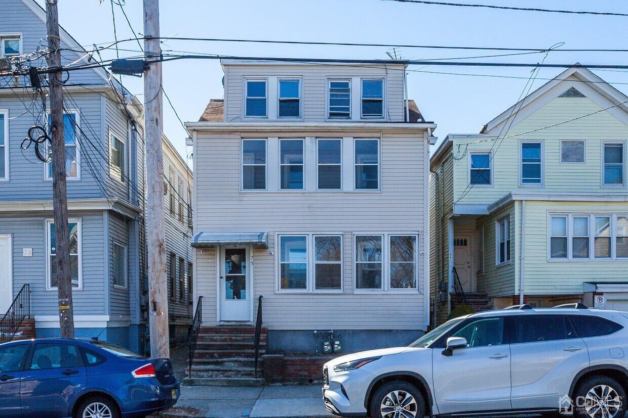 75 Commerce St Unit 2, Perth Amboy, NJ 08861 Apartment for Rent in Perth Amboy, NJ