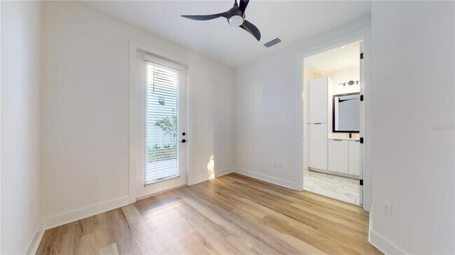 Foto del edificio - 1520 N Pierce St