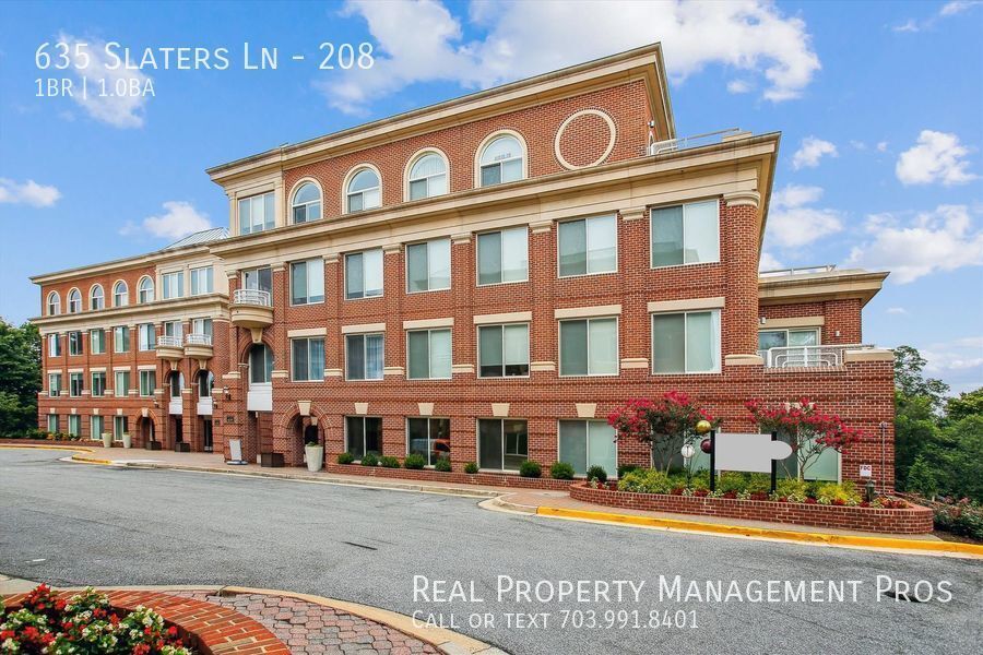 Primary Photo - RARELY AVAILALE LARGEST 1 BD+DEN + 2 GARAG...