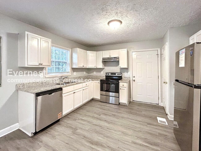 Building Photo - 1444 Rome Dr NW