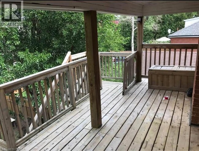 Building Photo - 20 Melbourne St