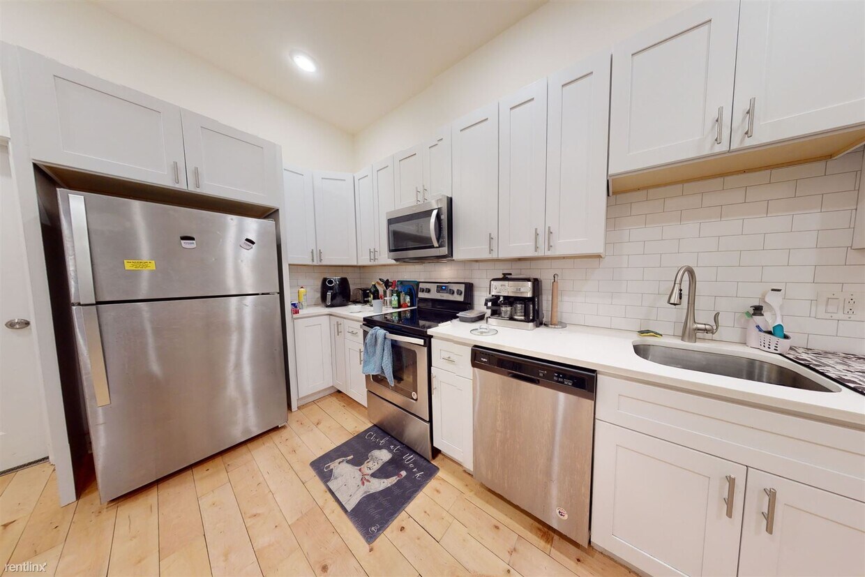 Foto principal - 3 br, 3 bath Duplex - 1945 N GRATZ ST Unit A