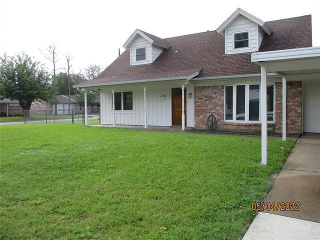 Building Photo - 201 Straw Rd