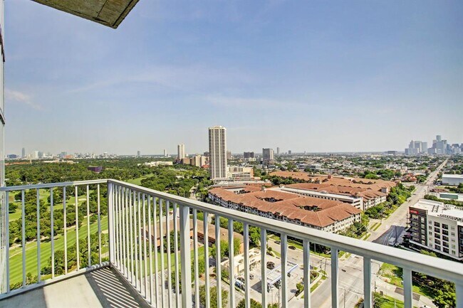 Foto del edificio - 5925 Almeda Rd