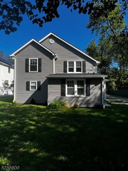 Primary Photo - 30 Gregory Ave
