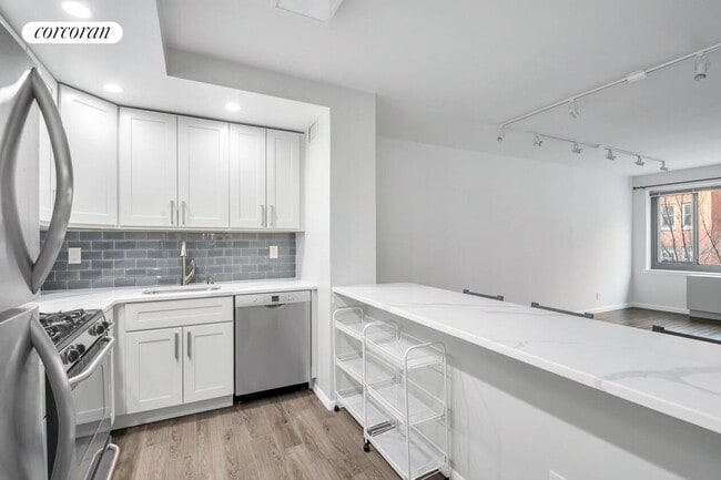 Foto del edificio - 100 W 89th St