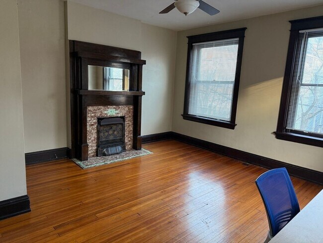 Foto del edificio - 2215 Victor St