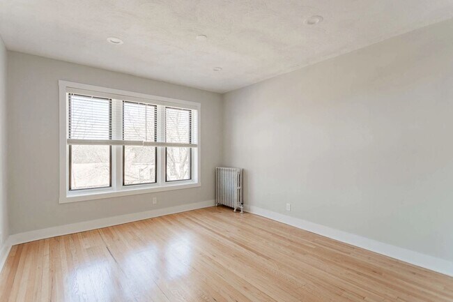 Foto del edificio - 6143 S Dorchester Ave