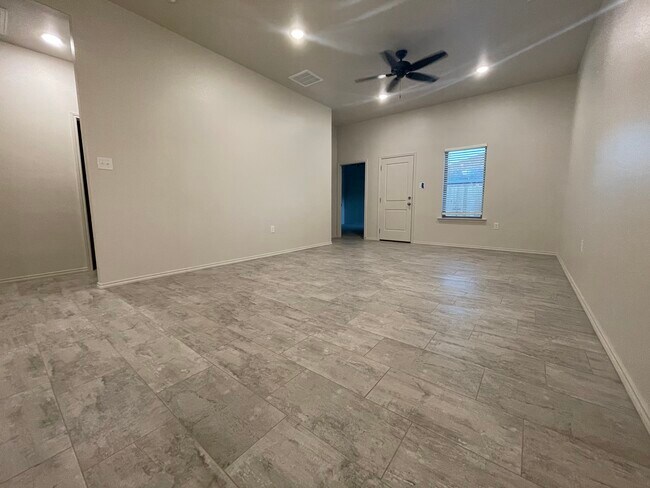 Foto del edificio - 1134 N 7th St