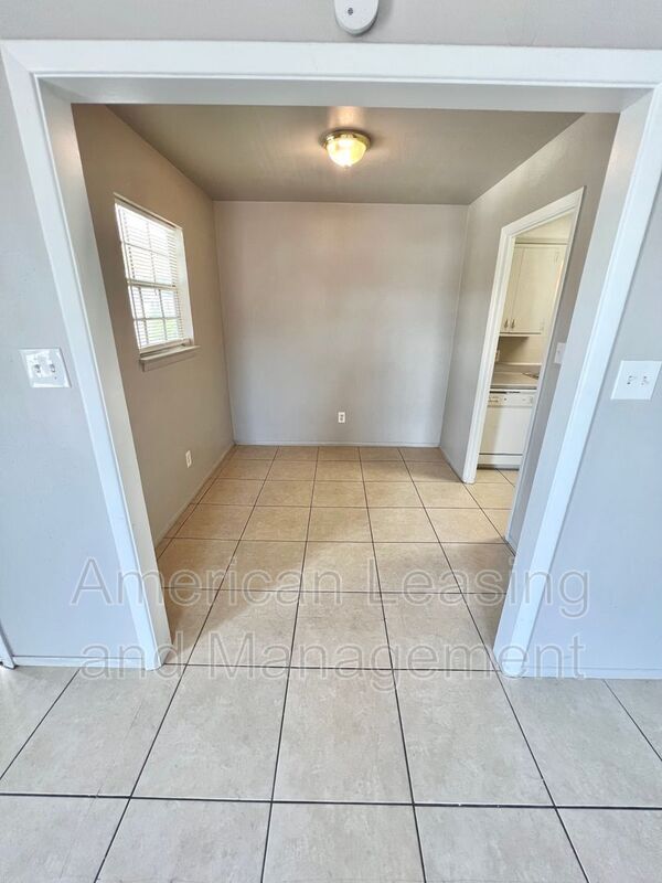 880 N 7th St Unit Apt 9, Beaumont, TX 77702 Condo for Rent in Beaumont, TX