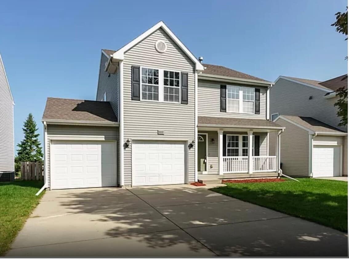 Primary Photo - 4 Bedroom House Available August In Gilmor...