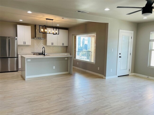 Photo - 4609 Virginia Ave Apartment