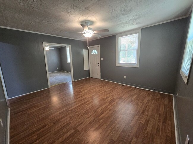 Building Photo - 3401 Meade St