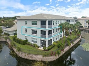 Building Photo - 700 Gardens Edge Dr