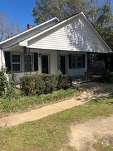 Building Photo - 563 McCrays Mill Rd