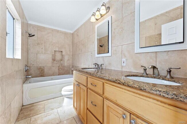 Foto del edificio - 1421 12th St