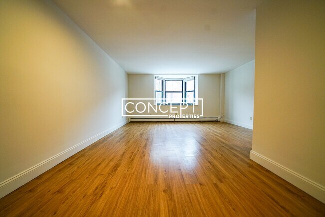 Foto del edificio - 117 W Concord St