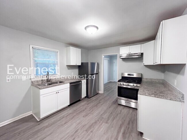Foto del edificio - 3190 Clifton Church Rd SE