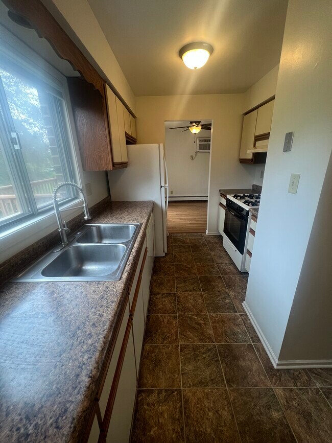 Foto del edificio - 4974 W 82nd Ct