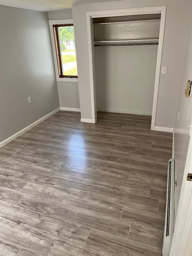 Dormitorio del primer piso - 541 Salmon River Rd