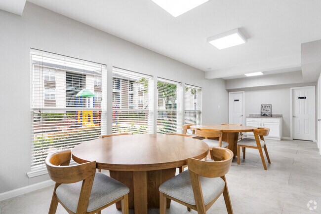 Interior Photo - Victoria Park