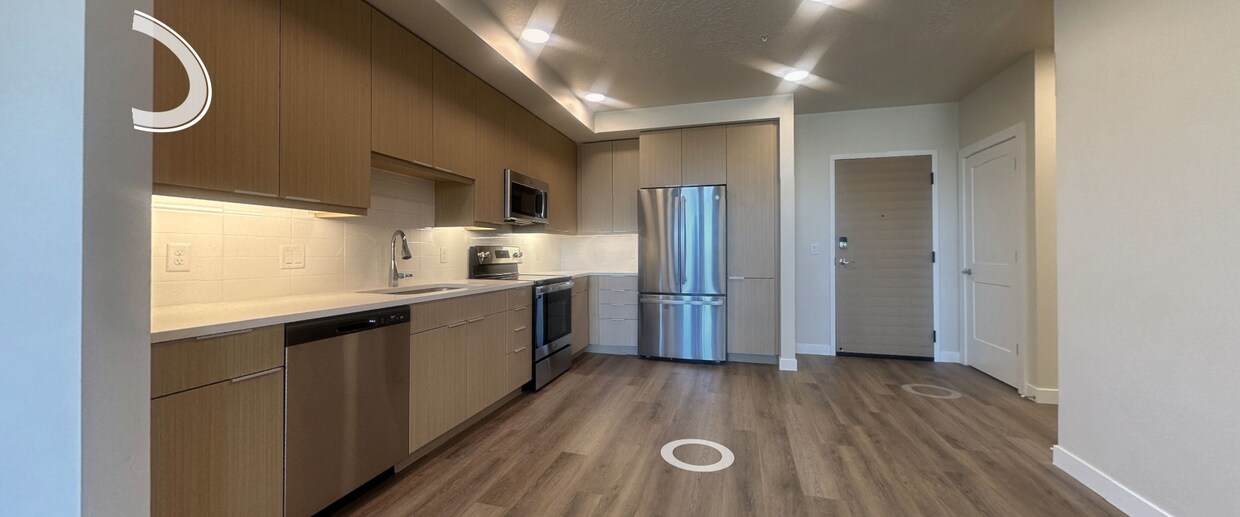 Photo - Grandeur Apartments