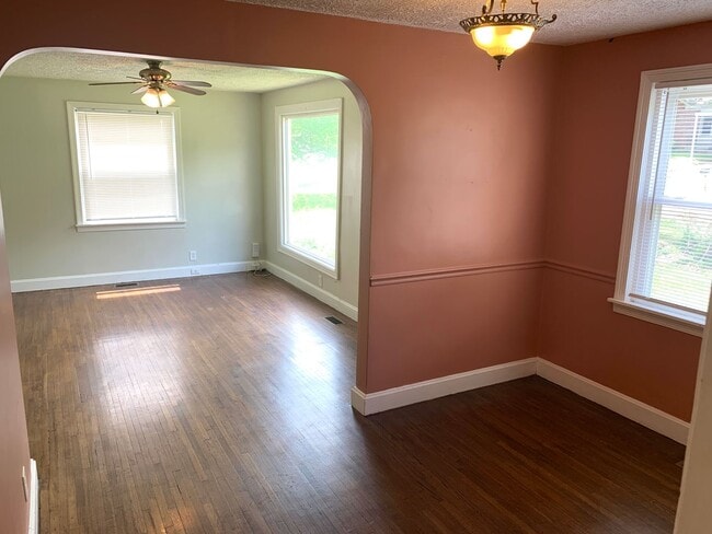 Foto del edificio - The Cutest Cottage in Inglewood!   2 Bedro...