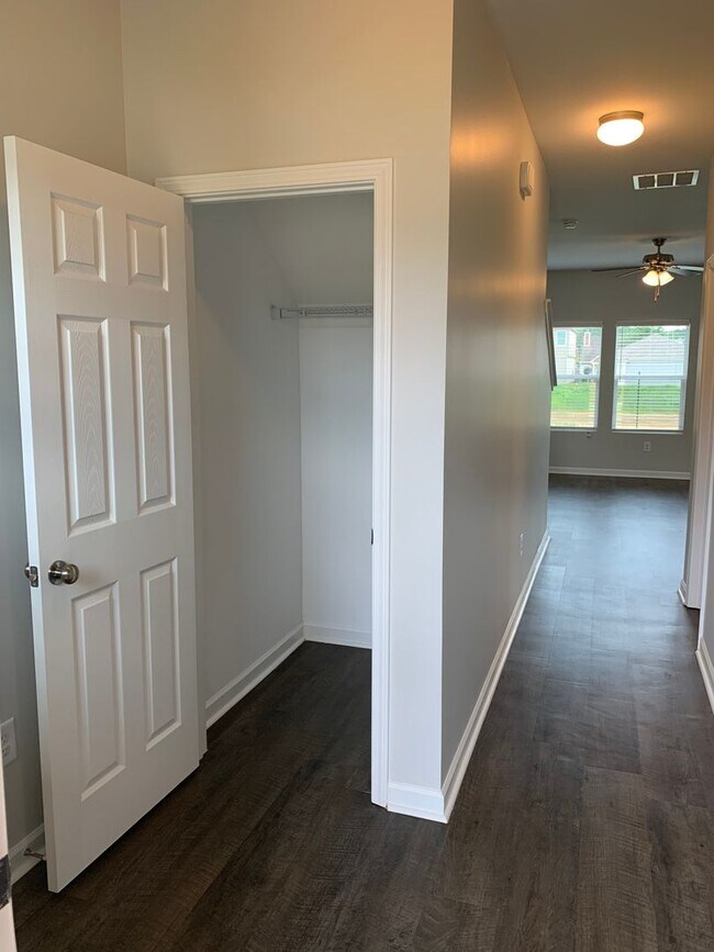 Foto del edificio - NO HIDDEN FEES! Three Bedroom | Two and a Half Bath Home in Odenville